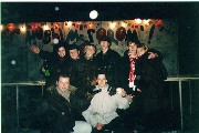 Фотка с нового года - 98. Отмечали мы на квартире у отца-Шурика.